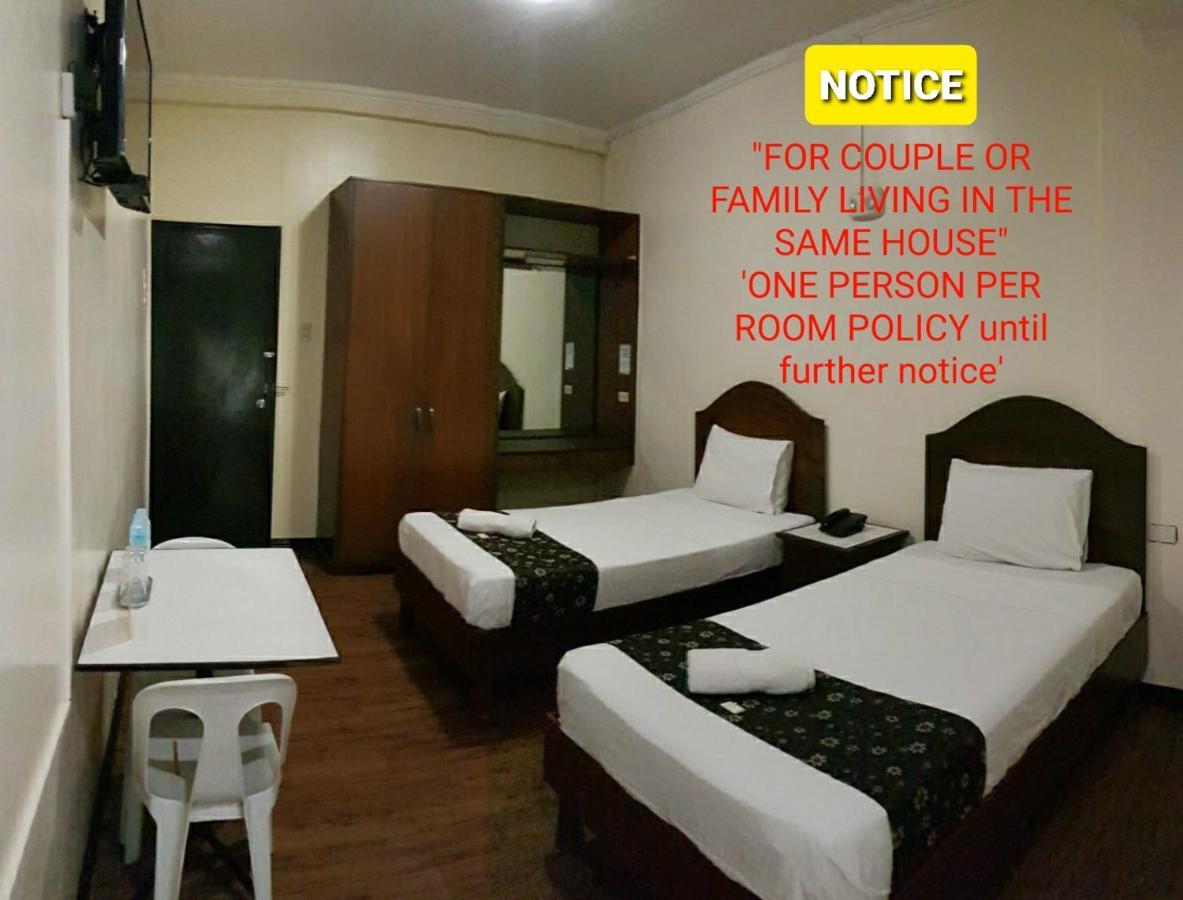Grand Traveler Suite Inc San Pedro Makati Exterior foto